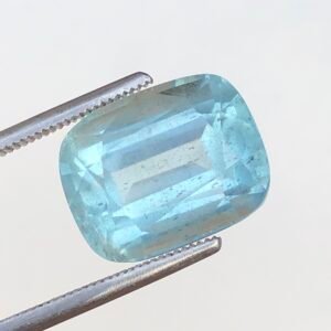 Natural Aquamarine Gemstone